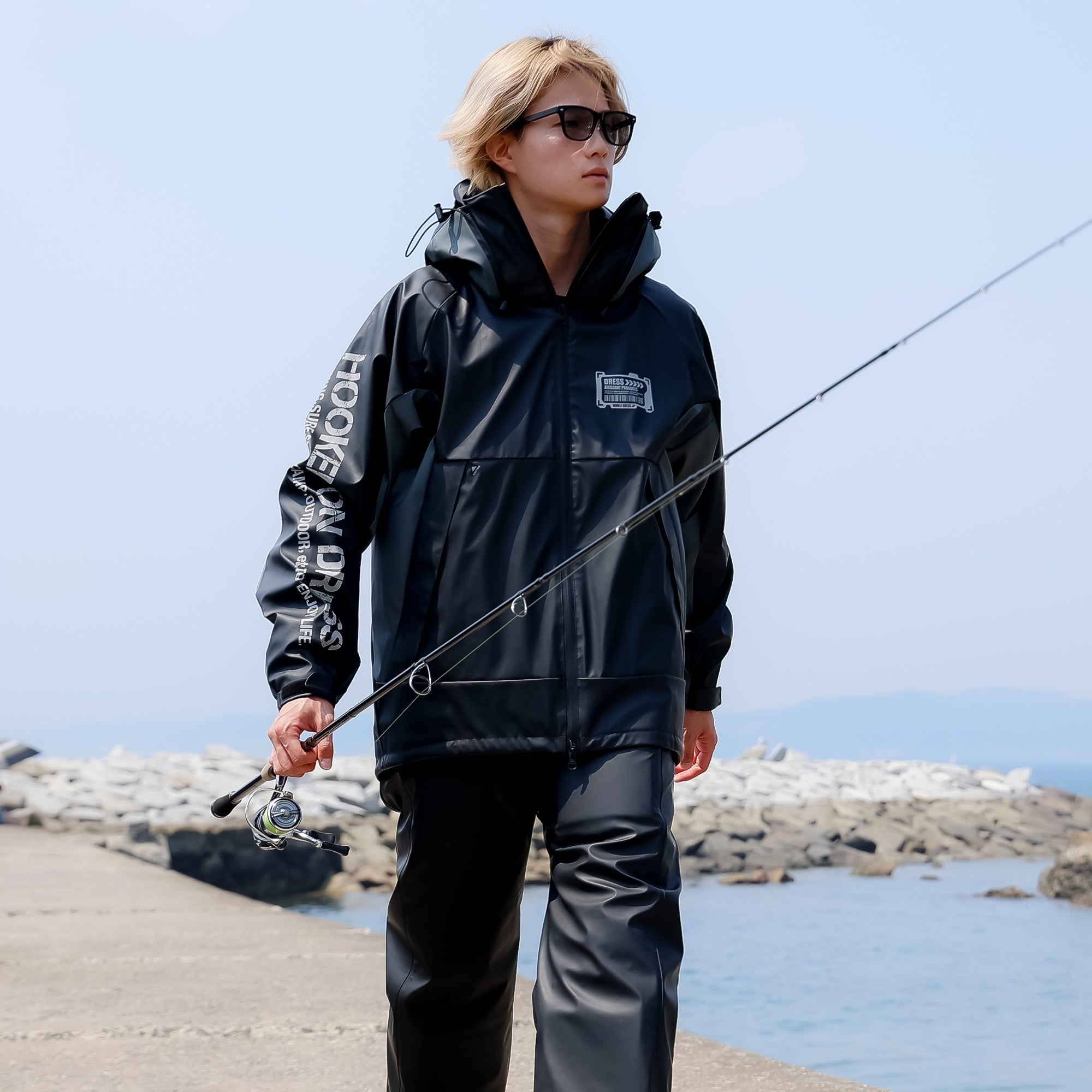 DRESS パフォーマンス PUレインスーツ