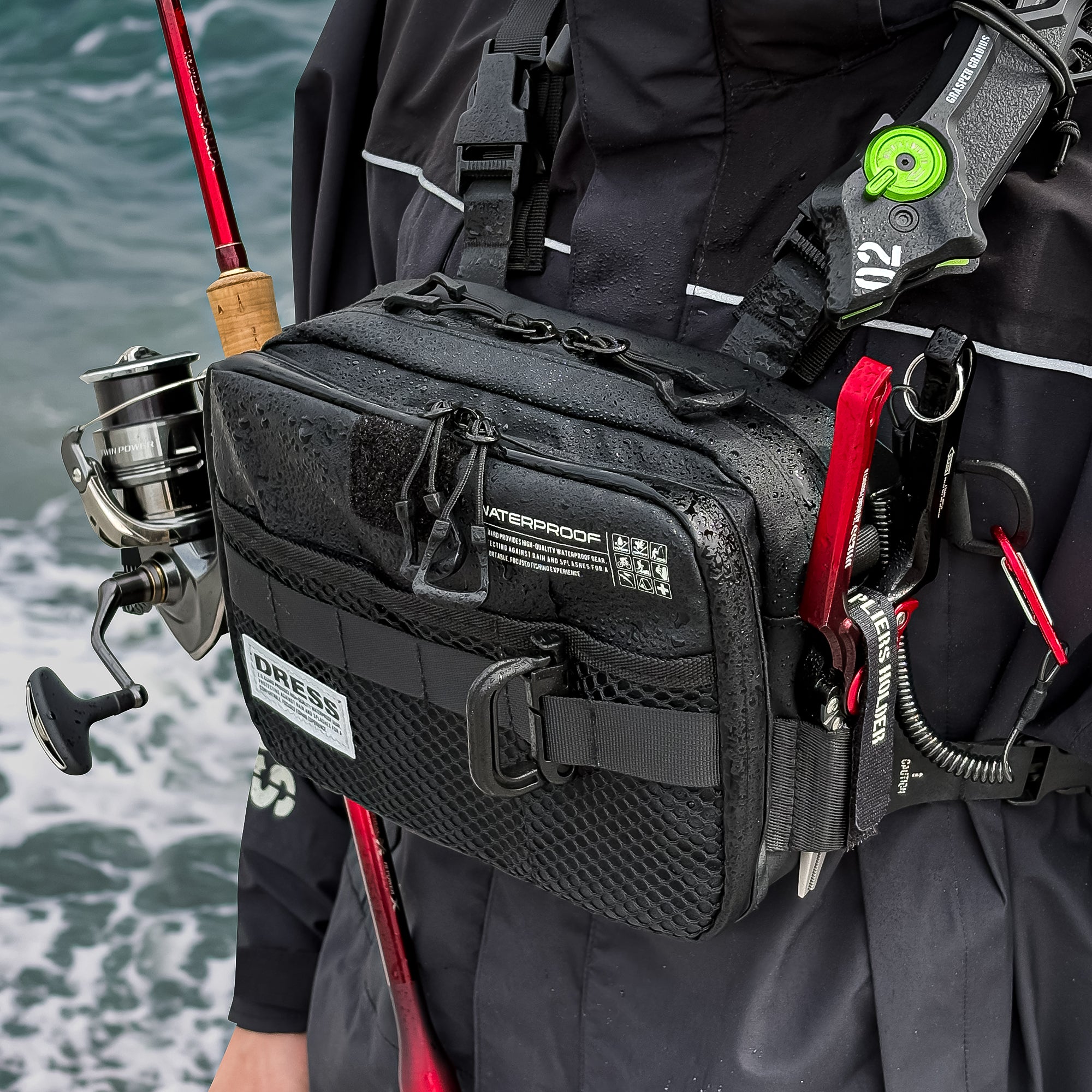 DRESS タクティカルシールドチェストバッグ