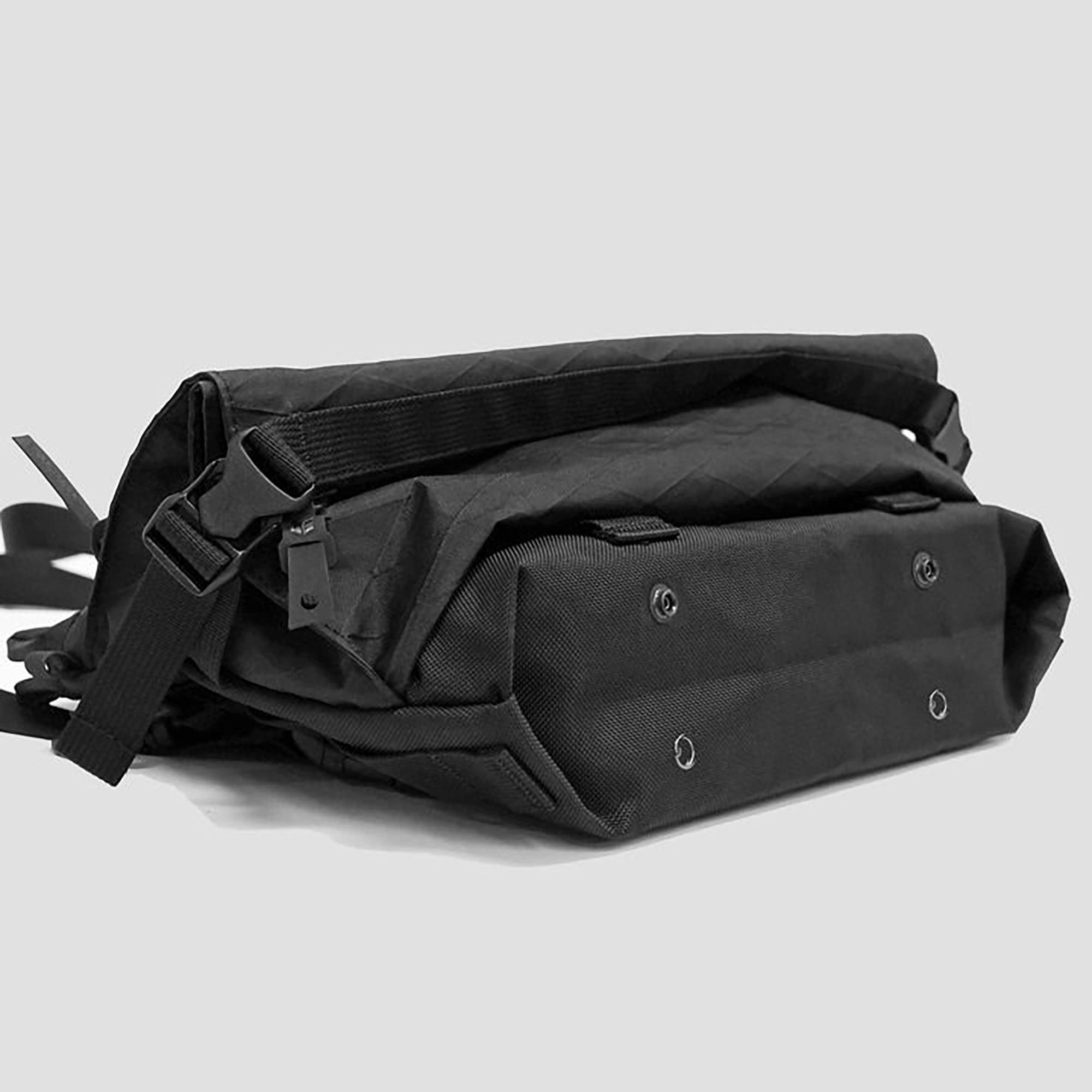 CODE OF BELL ANNEX LINER II | Expandable Sacoche Bag
