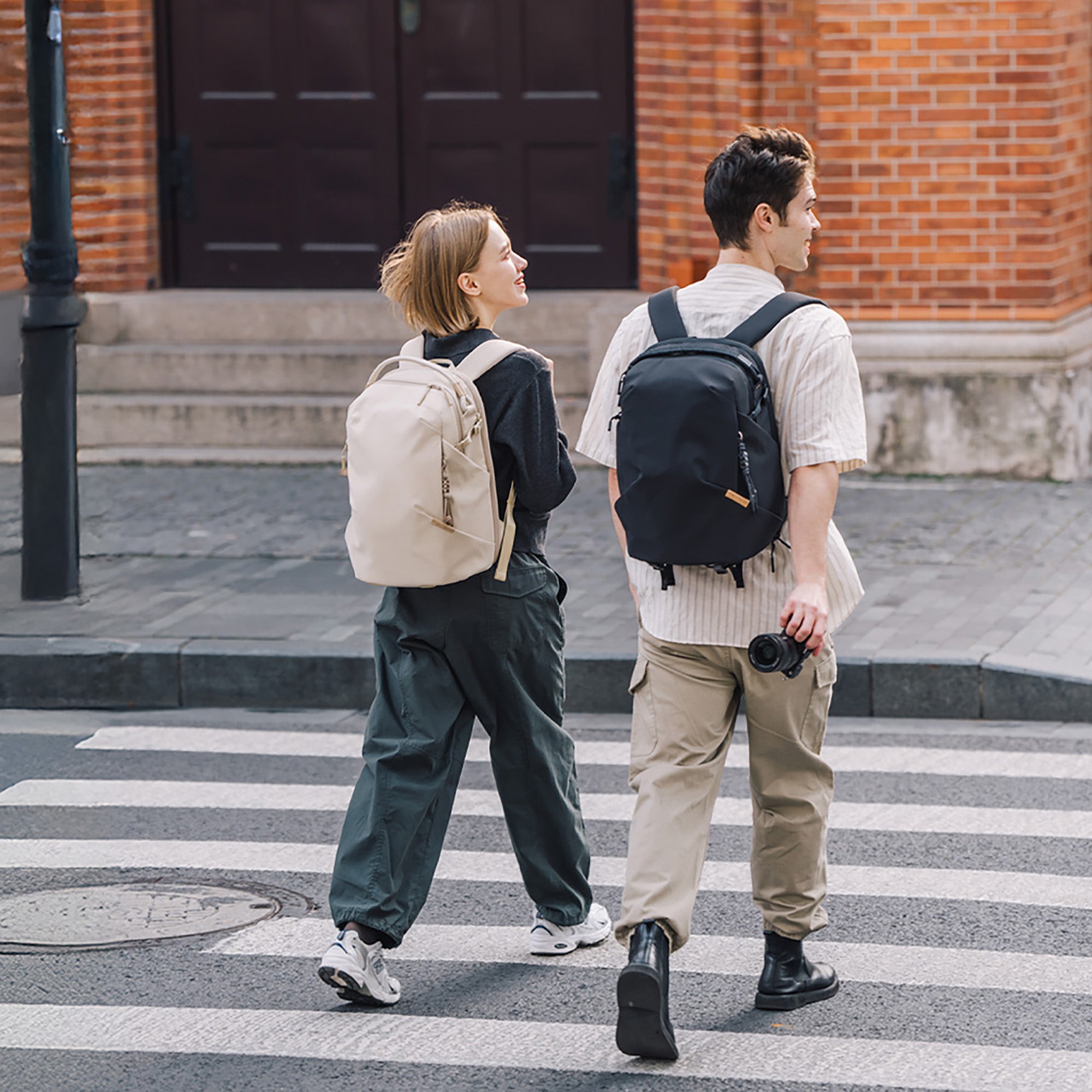 PGYTECH（ピージーワイテック）OneGo Lite バックパック 22L｜軽量