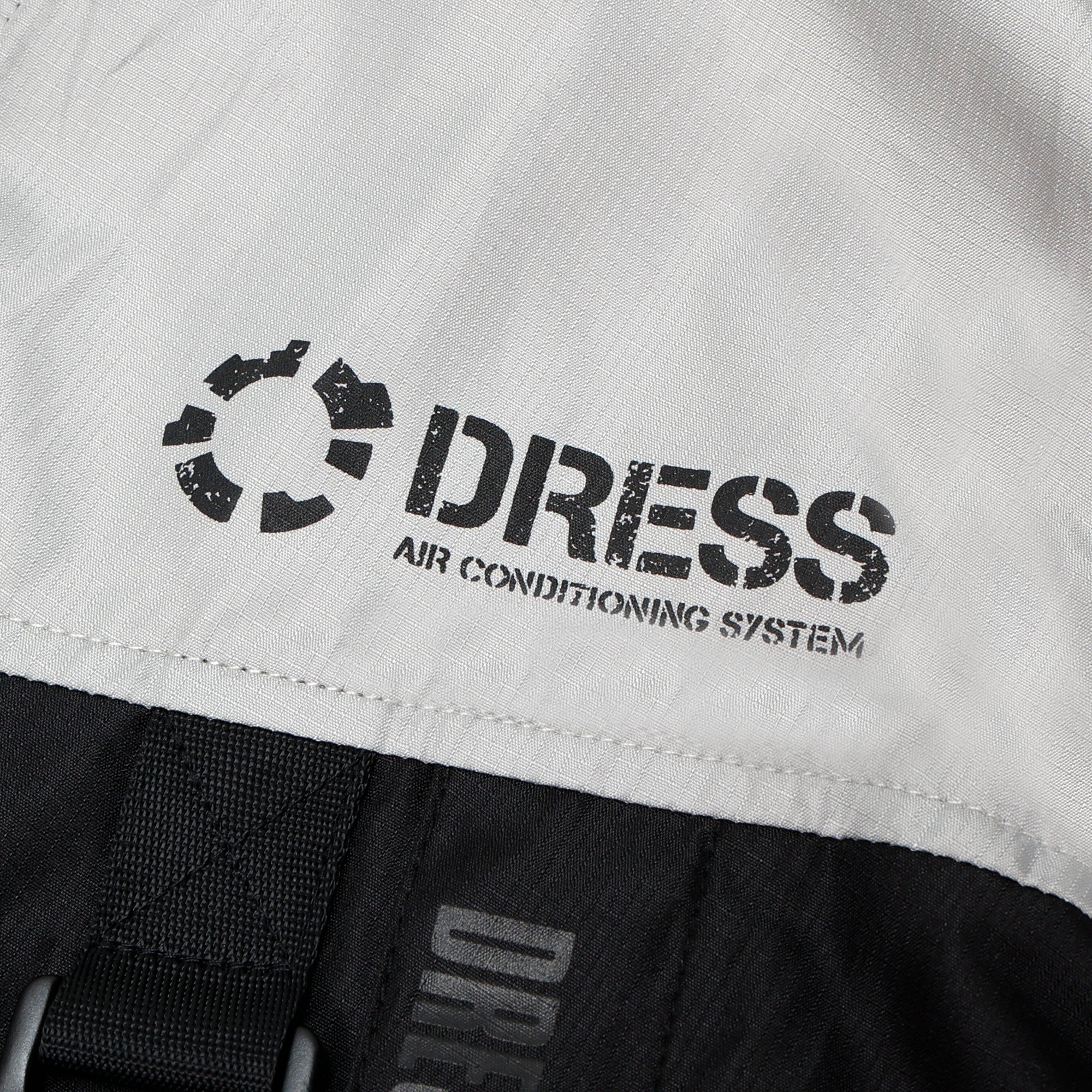 DRESS エアロベスト AIRBORNE 2.0（バッテリー付）